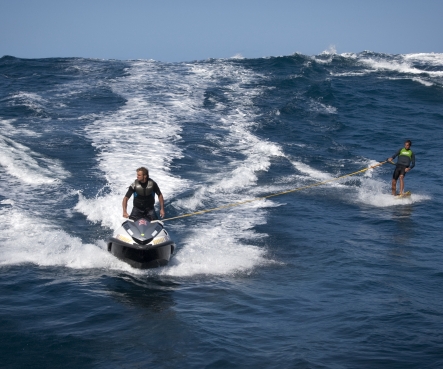 Kai-Lenny-Jaws-2009-Bangerter-45