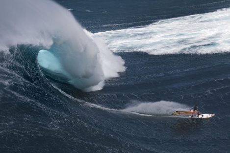 Kai-Lenny-Jaws-2011-Bangerter-25