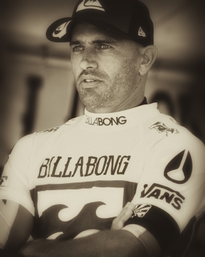 Kelly-Slater-Pipeline-2011-Bangerter-1