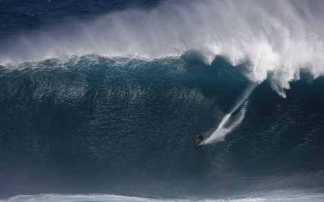 1-Shane-Dorian-Jaws-Sequence-2011-Bangerter-1
