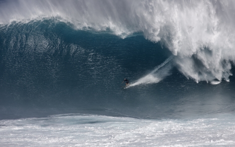 3-Shane-Dorian-Jaws-Sequence-2011-Bangerter-3